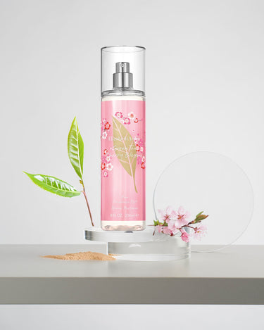 <img alt="Elizabeth Arden Green Tea Cherry Blossoms 236ml front view">