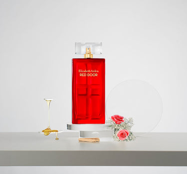 <img alt="Elizabeth Arden Red Door 100ml front view">