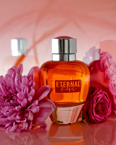 <img alt="La Rive Eternal Kiss EDP 90ml product shot">