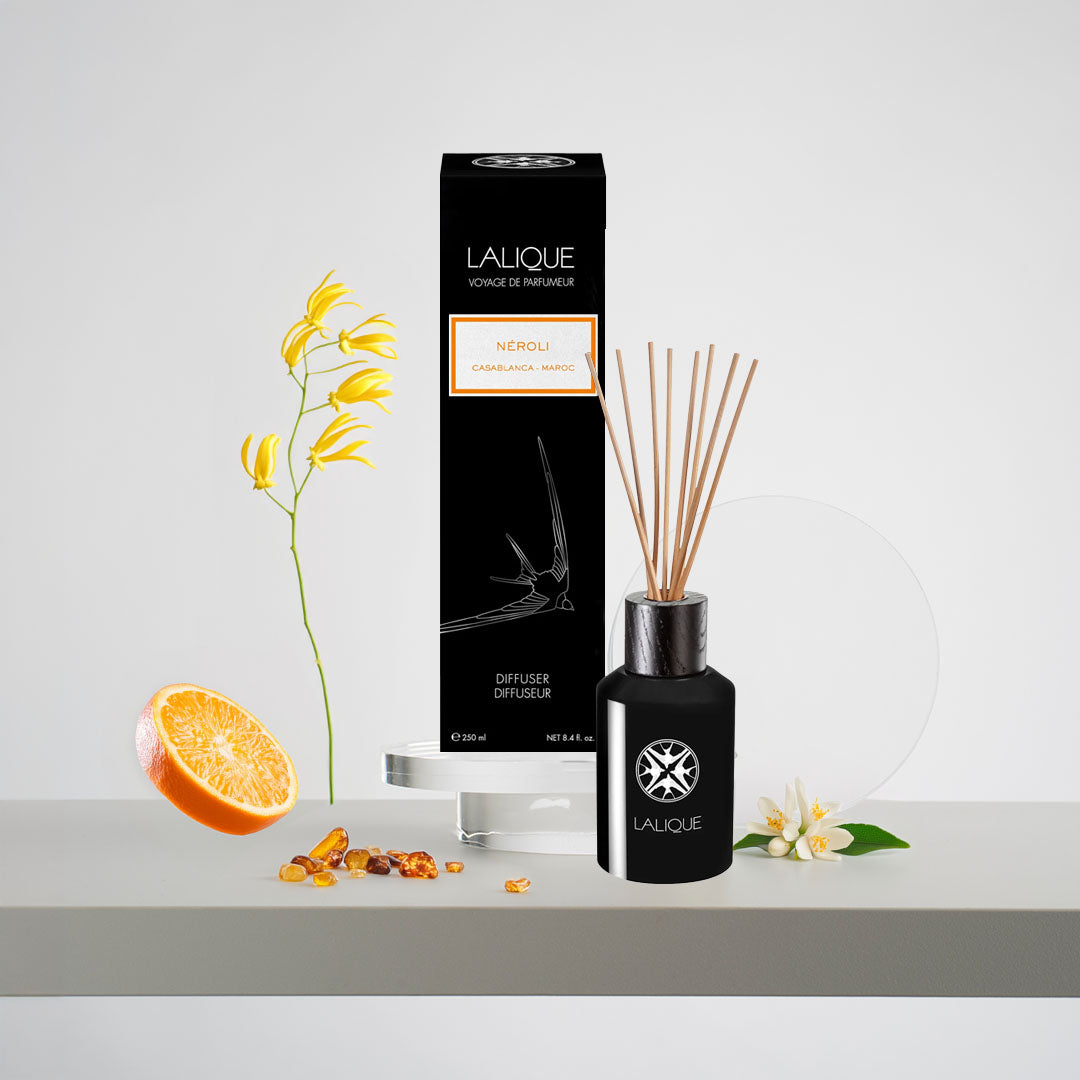 <img alt="Lalique Reed Diffuser Neroli Casablanca 250ml front view">