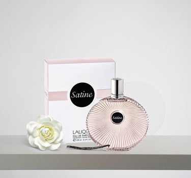 <img alt="Lalique Satine EDP 50ml with box">